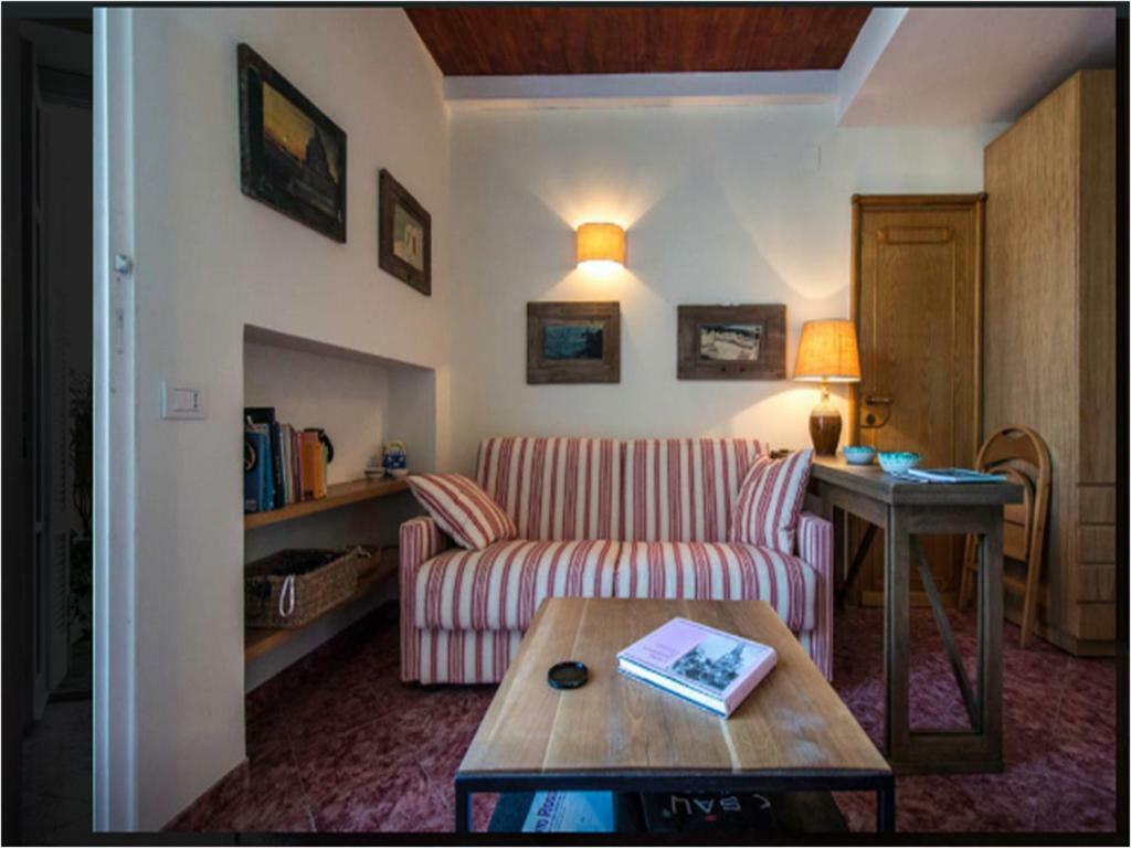Le Camerelle 83 Ferienhaus *